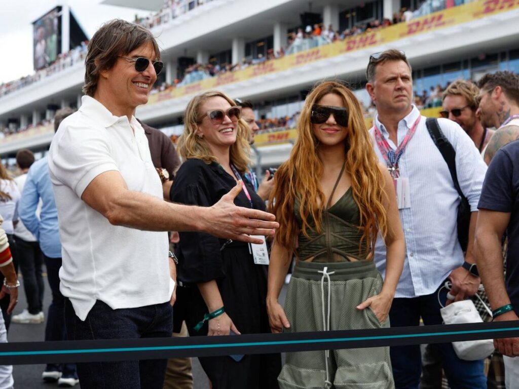 Captan a Shakira compartiendo con Tom Cruise en Miami