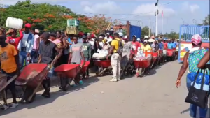 Intercambio comercial en Frontera de Dajabón se desarrolla con normalidad a pesar de alerta de cólera en Haití