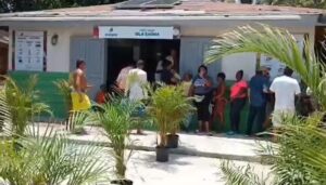 Inespre abre mercado de productores en Isla Saona  