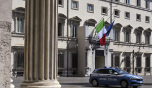 Italia declara luto nacional por la muerte de exprimer ministro Silvio Berlusconi