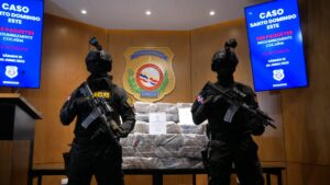 DNCD ocupan 240 paquetes de cocaína en costas de SDE