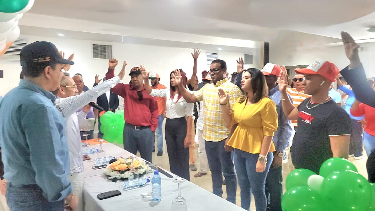 MODA juramenta a Eduar Alcántara como presidente municipal en San Juan