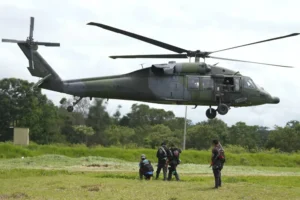 Accidente aéreo en Colombia: un mes después sigue búsqueda de niños que sobrevivieron