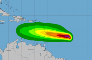 Tormenta Bret continúa su movimiento hacia el Caribe; Se forma la depresión tropical No. 4.