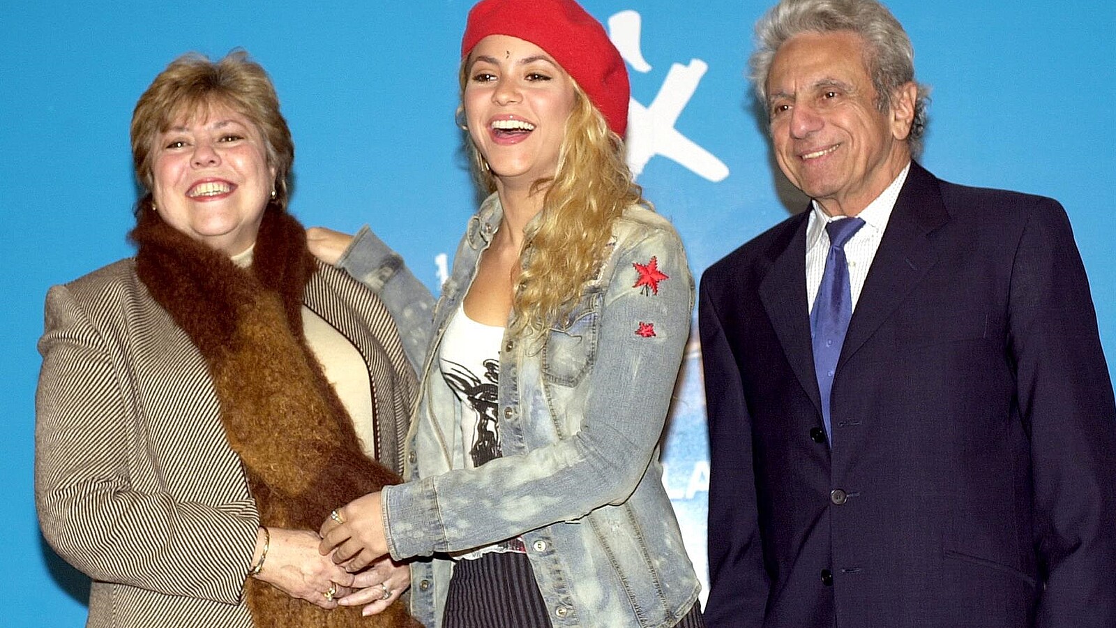 Shakira dedica emotiva publicación a sus padres