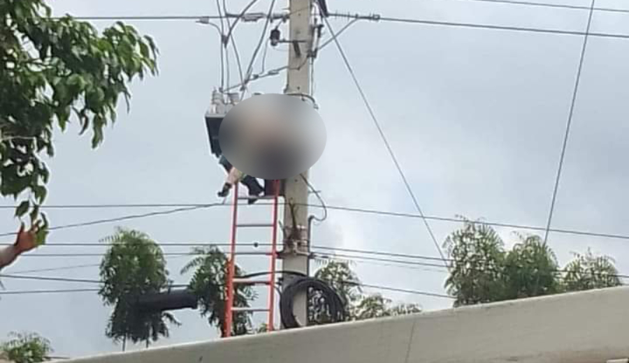 Trabajador muere electrocutado en un poste en San Cristóbal