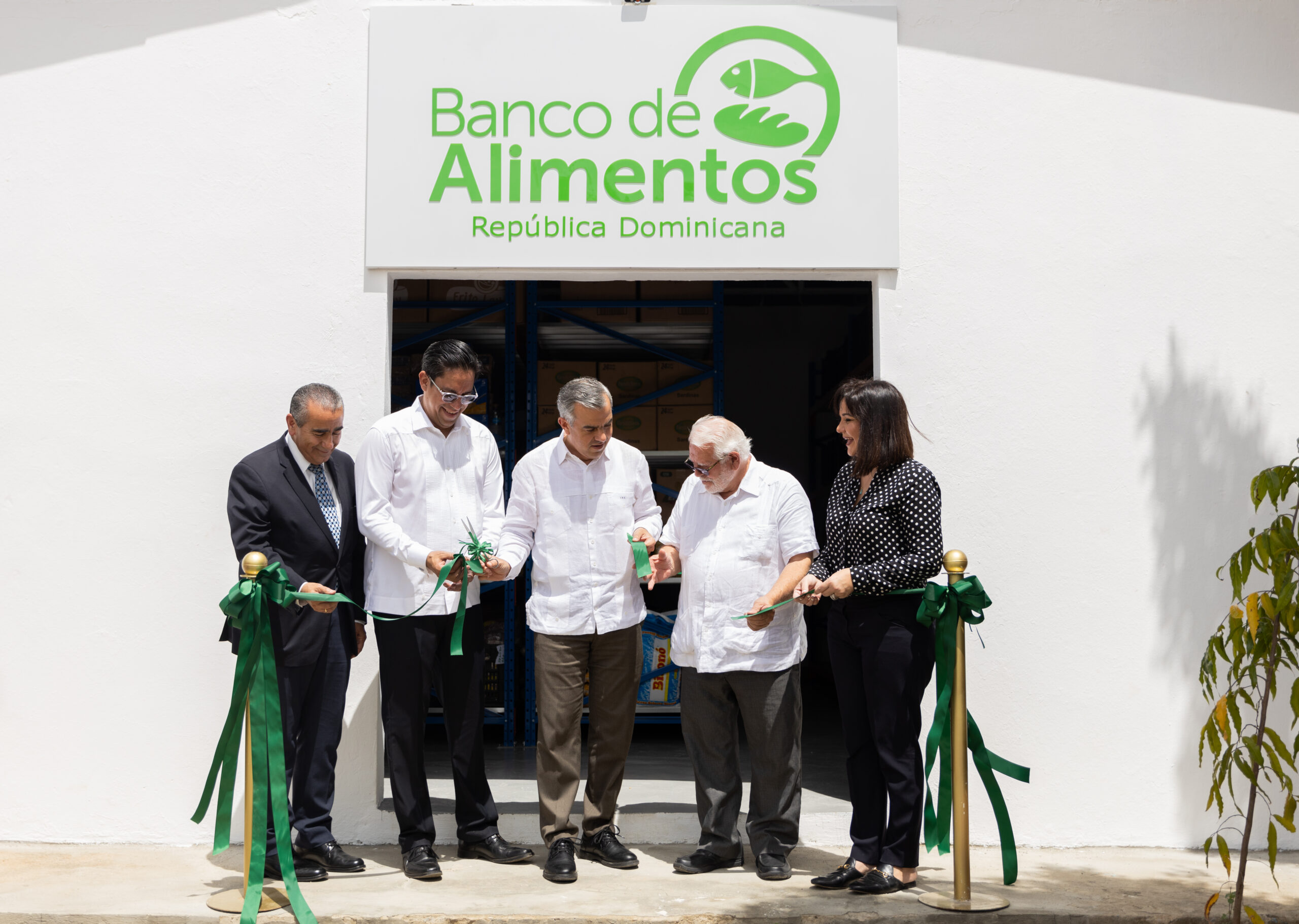 Banco de Alimentos inaugura sede en Santiago
