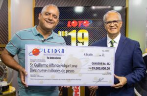 LEIDSA entrega RD$19 millones al ganador 432 del Loto