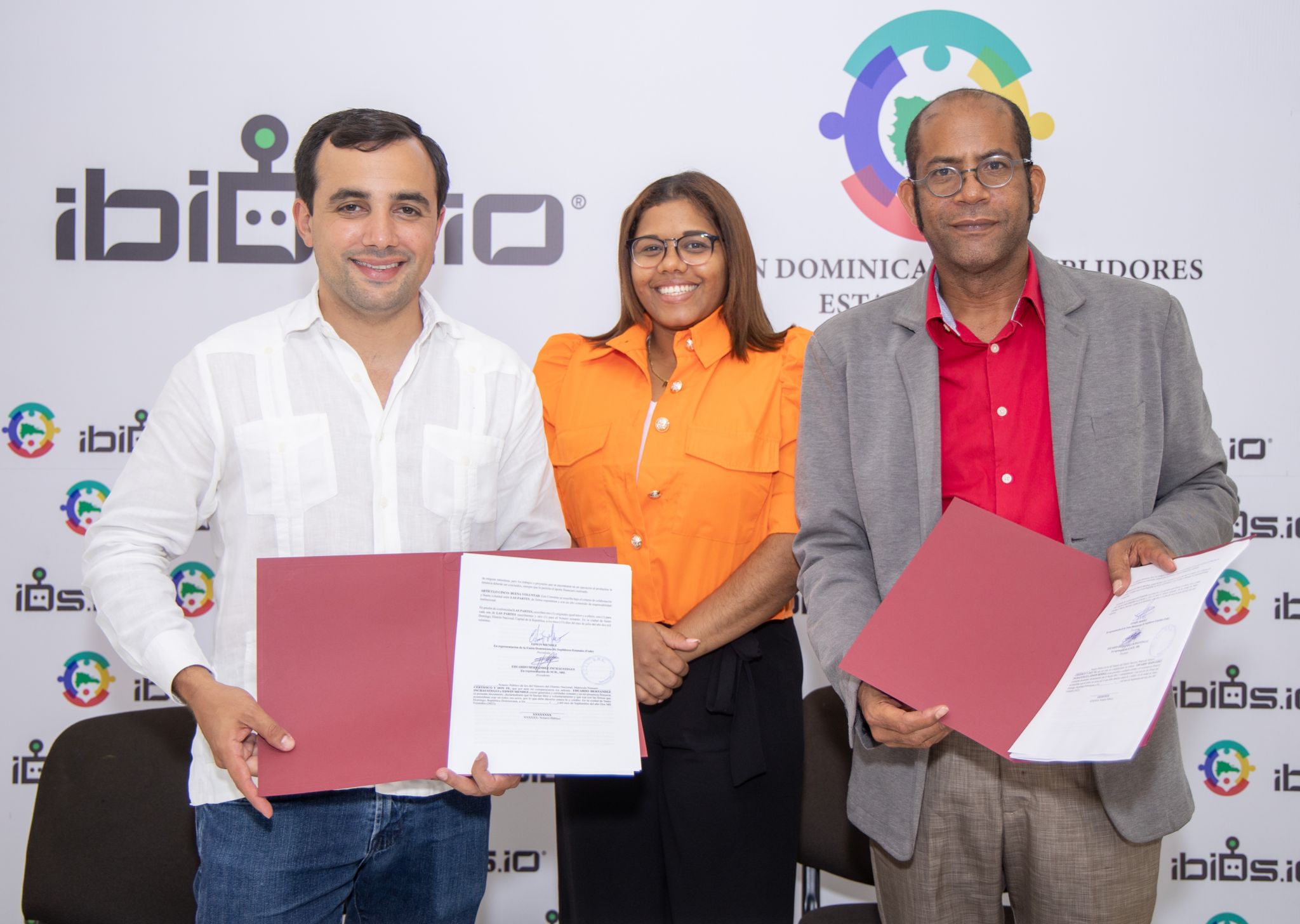 Plataforma para licitaciones "ibiDs.io" y Unión Dominicana de Suplidores Estatales firman convenio de colaboración