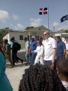 Abinader realiza visita histórica a Isla Saona, donde se realiza inversión por 600 millones en obras sociales 