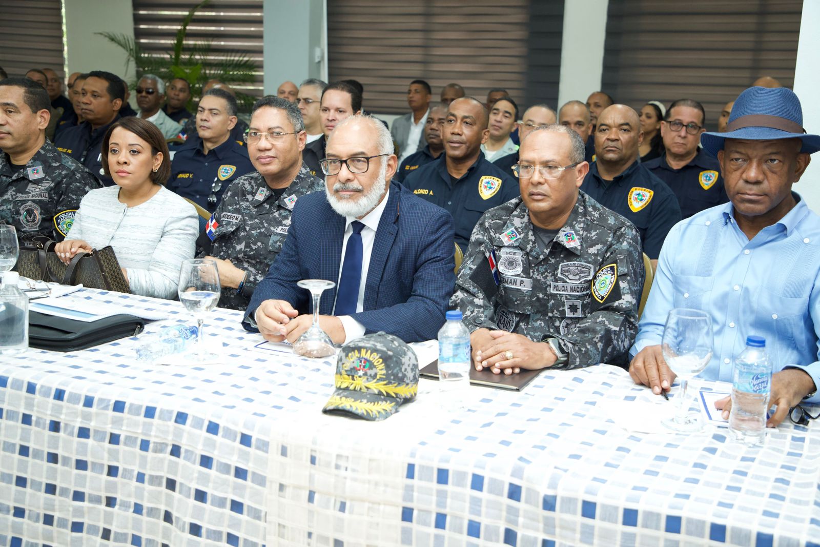 Presidente Abinader encabeza reunión sobre seguridad ciudadana