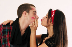  6 de julio: Día Internacional del Beso Robado  