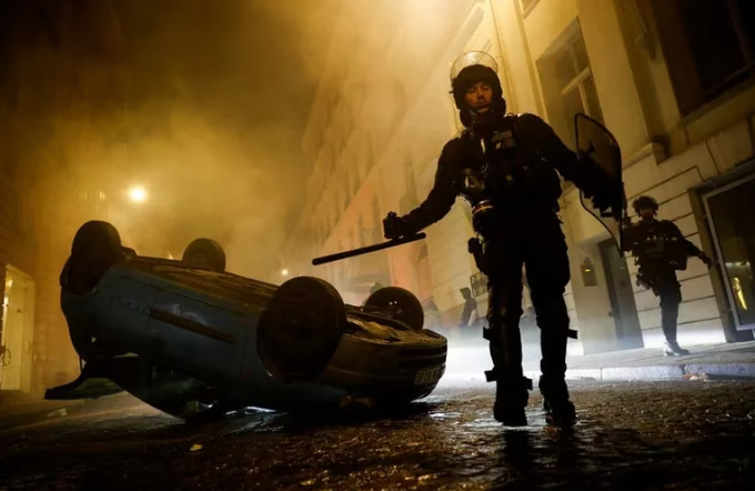 Pese a la reducción de la violencia, 72 personas fueron detenidas en Francia