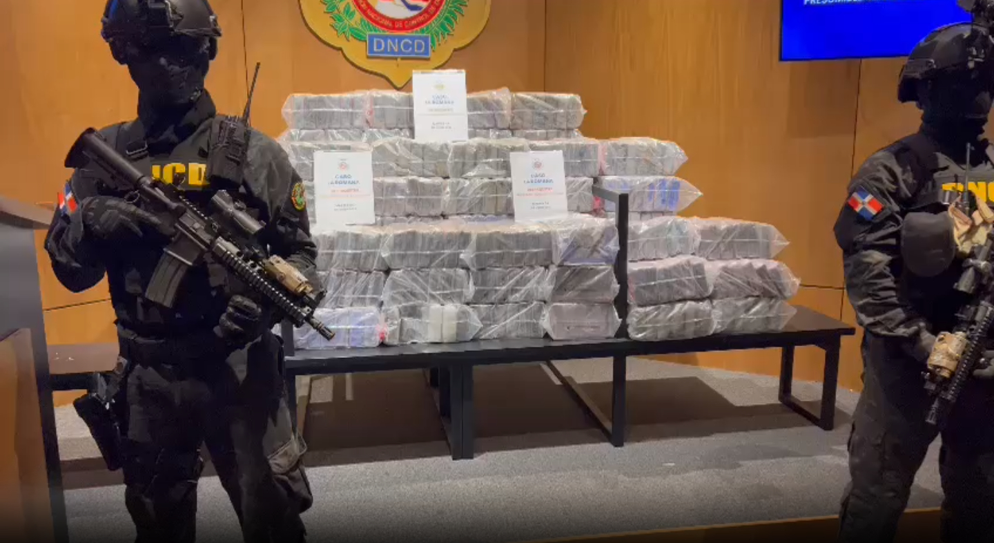 Ocupan en La Romana 281 paquetes de presunta cocaína