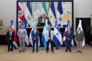 Valdez Albizu preside reunión del Consejo Monetario Centroamericano 