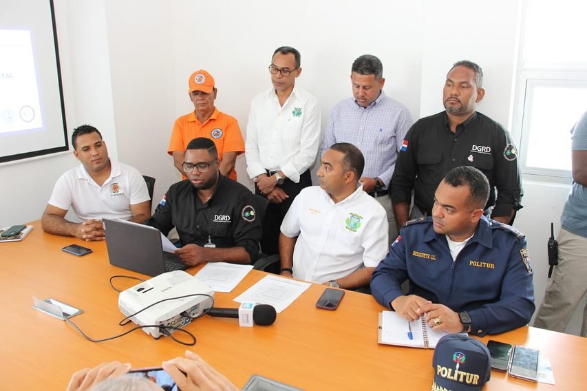 Ayuntamiento Verón-Punta Cana activa todos los Planes de Emergencia por la Tormenta Tropical Franklin