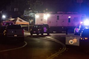 Cuatro muertos y seis heridos en un tiroteo en un bar de moteros de California