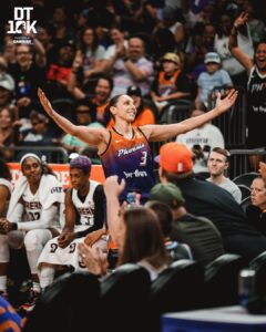 Diana Taurasi se convierte en la primera jugadora de la WNBA que logra 10,000 puntos
