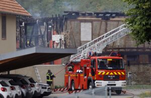 Francia: Nueve muertos y dos desaparecidos en el incendio de un albergue en Alsacia