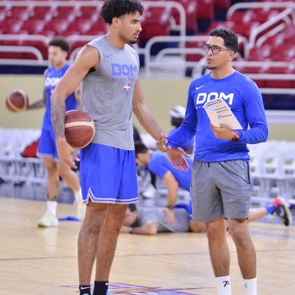 Justin Minaya habla de la importancia de representar a RD