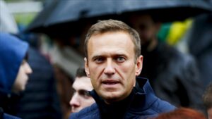 La Justicia rusa condena a Navalni a 19 años de cárcel por extremismo