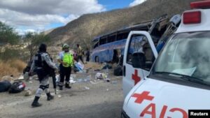 México: Hay dominicanos entre los muertos en accidente de autobús en México

