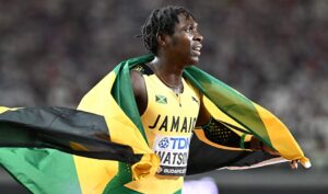 Jamaica gana oro en Mundial de atletismo en los pies de Antonio Watson 