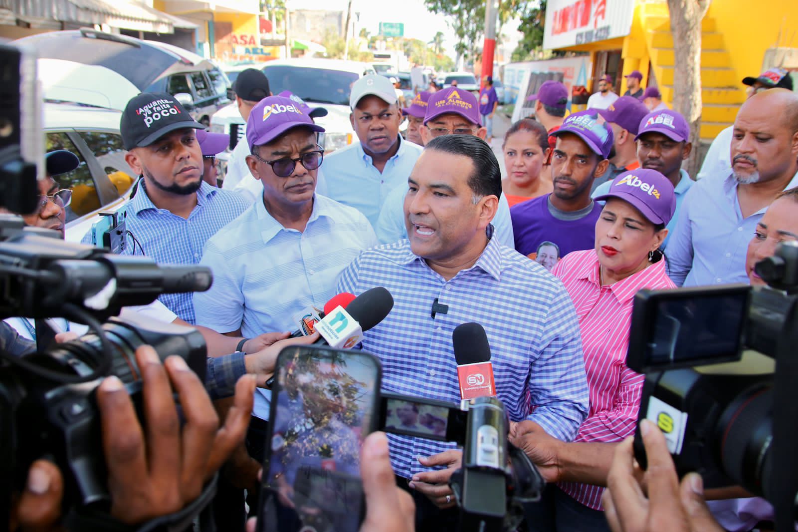 Luis Alberto: Aparición de miembros de otros Partidos en el padrón del PRM es muestra de desesperación del partido oficialista