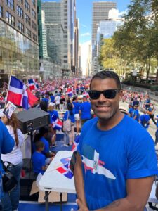 Cristian Allexis estuvo “Dominicanísimo” en la Parada Dominicana de New York 