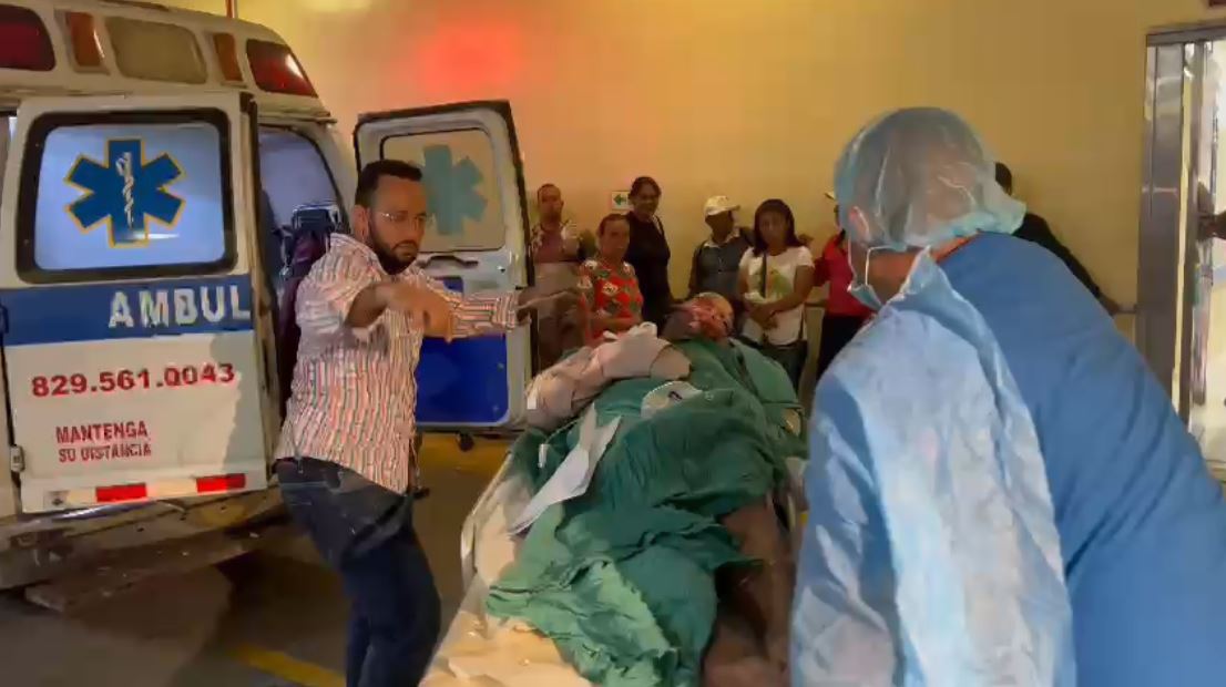 Trasladan al Ney Arias Lora heridos tras explosión en San Cristóbal