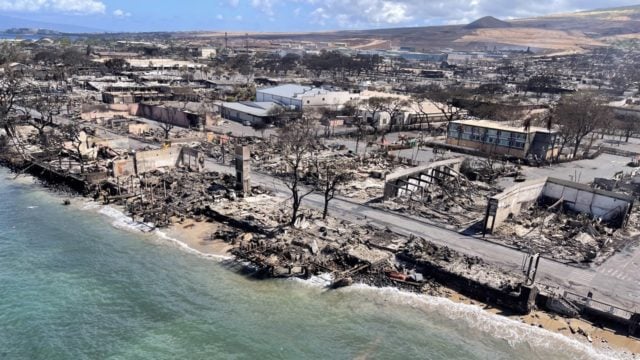 Alertan "lo peor está por venir" en Hawaii; Suman 93 muertos por incendios