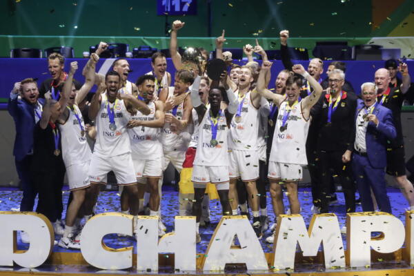 Alemania campeona del Mundial del Baloncesto al derrotar a Serbia