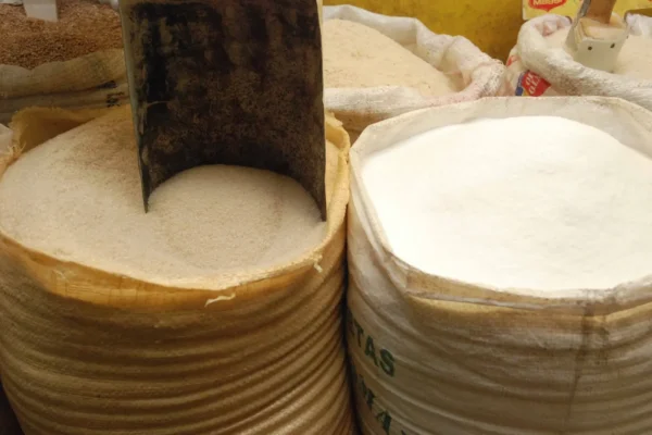 Escasez de azúcar preocupa a las amas de casa y a los colmaderos