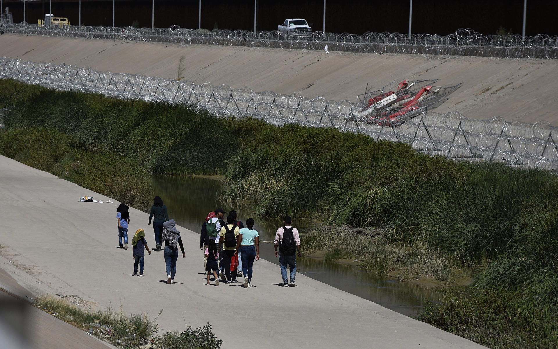 Casi 700 migrantes murieron en frontera EEUU-México en 2022, la ruta terrestre más letal