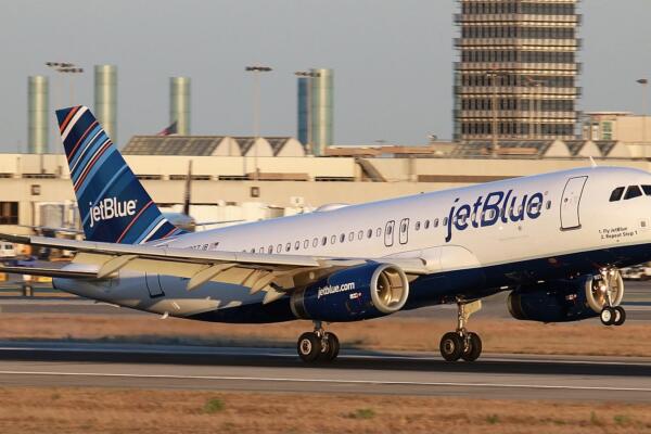 JetBlue suspenderá vuelos a Cuba, decisión causa reacciones