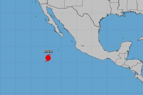Jova se convierte en un huracán de categoría 5 frente a México