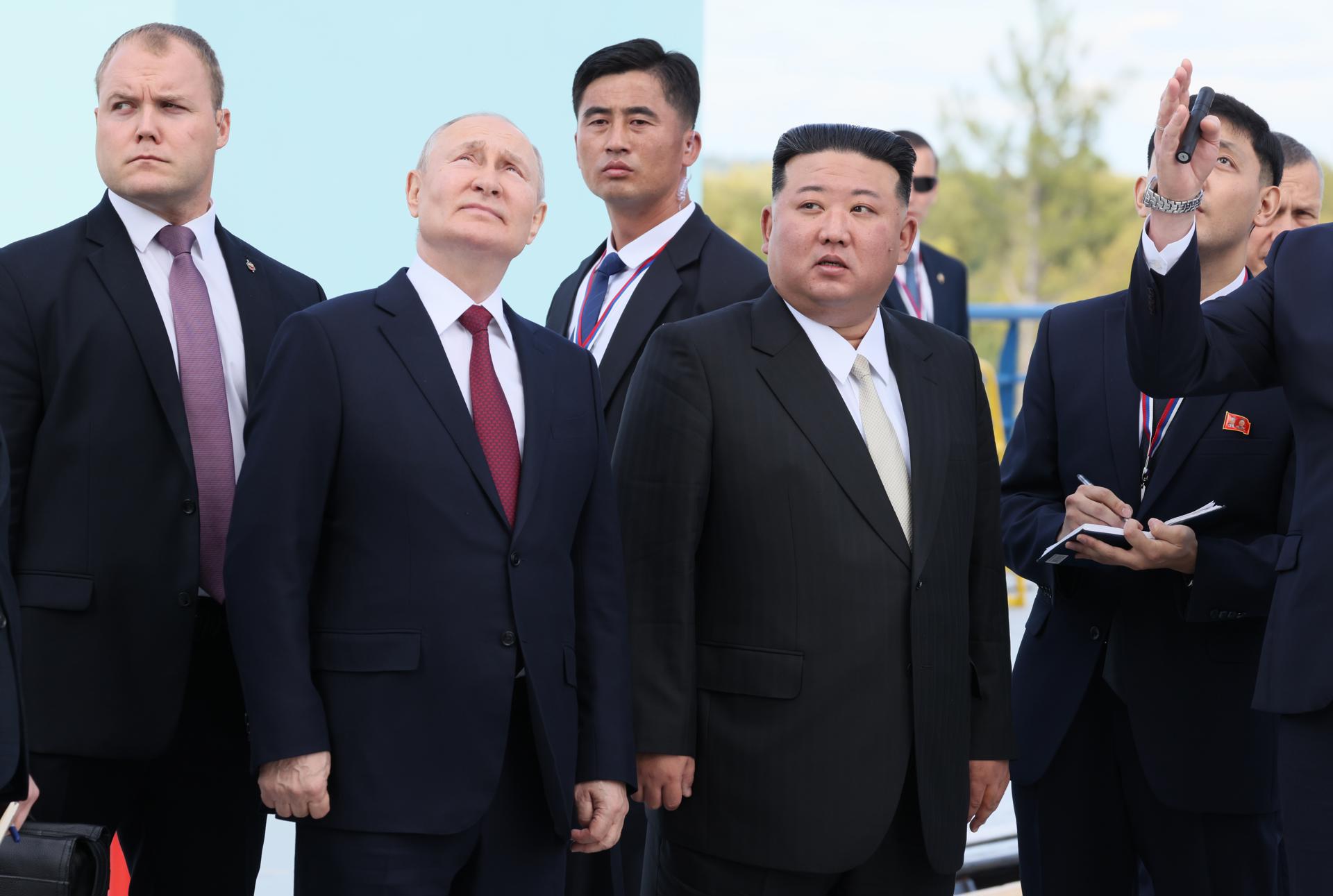 Kim dice que Corea del Norte apoya "todas las decisiones" de Putin