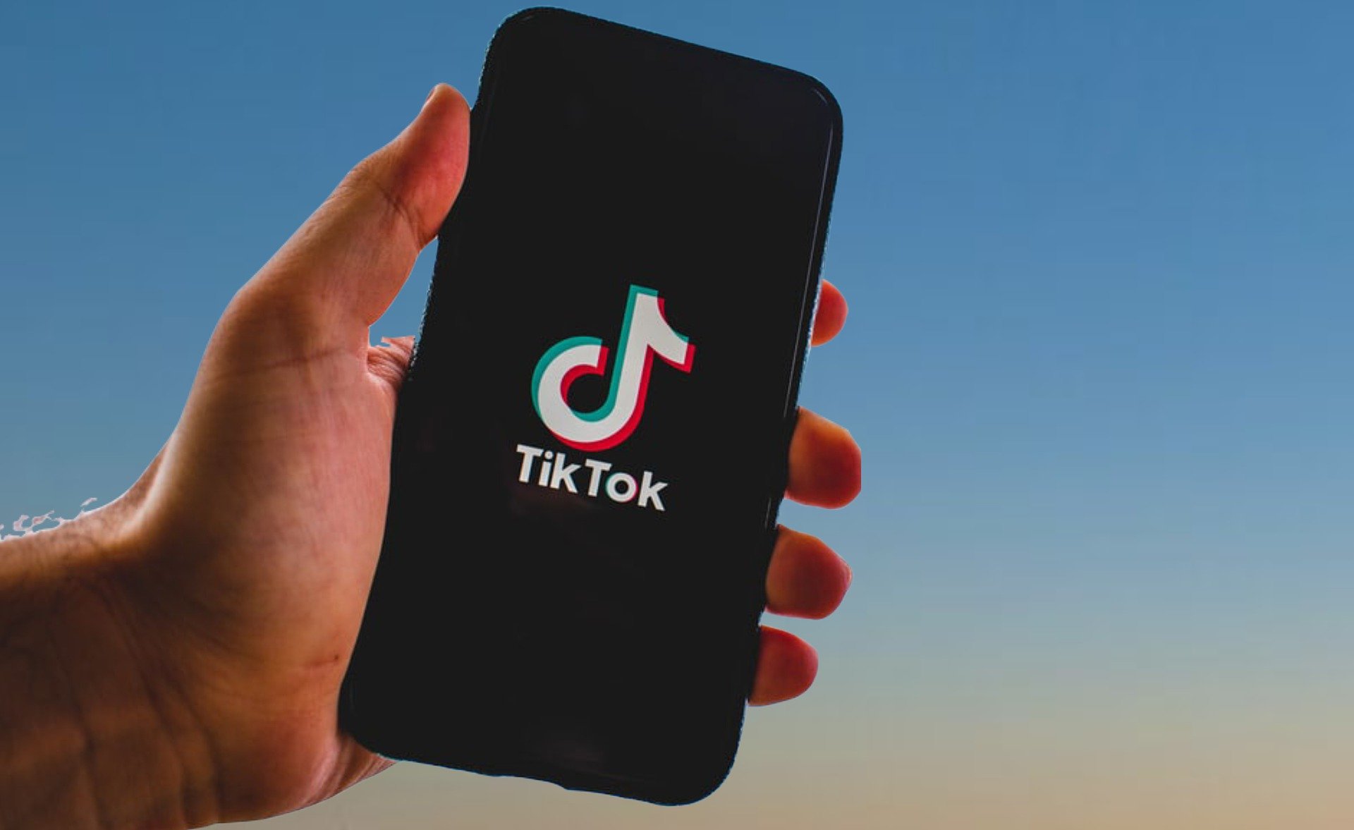 La Unión Europea aplicó una millonaria multa a TikTok por no proteger los datos de los menores