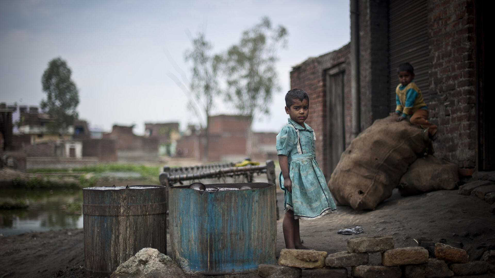Pobreza extrema afecta a 330 millones de niños, según UNICEF