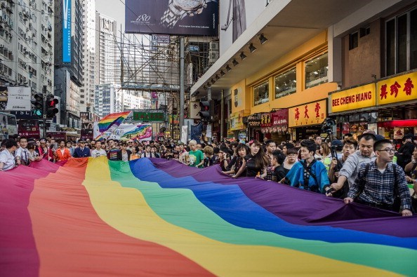 Supremo de Hong Kong respalda unión homosexual, no el matrimonio
