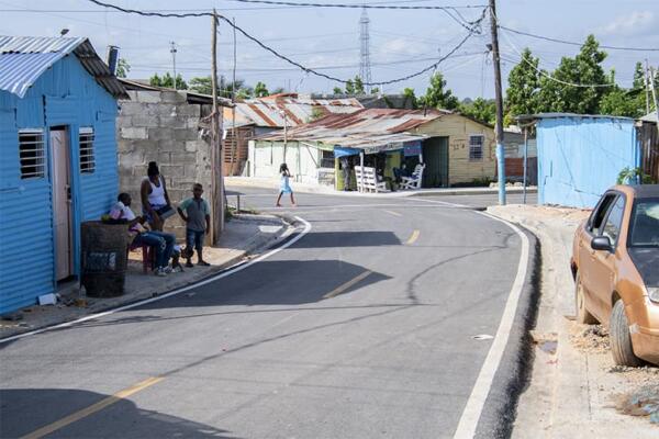 Gobierno entrega calles calles asfaltadas en San Luis