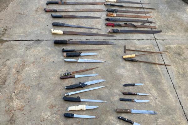 P.N incauta más 50 armas blanca a ciudadanos hiatianos en MTS