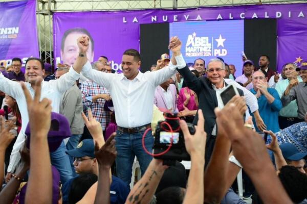 PLD proclama a Lenin de la Rosa candidato alcalde de San Juan de la Maguana