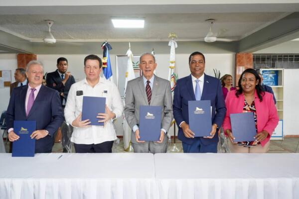 Alianza entre la Liga Municipal, Unicaribe y el ICE formará aspirantes a cargos municipales