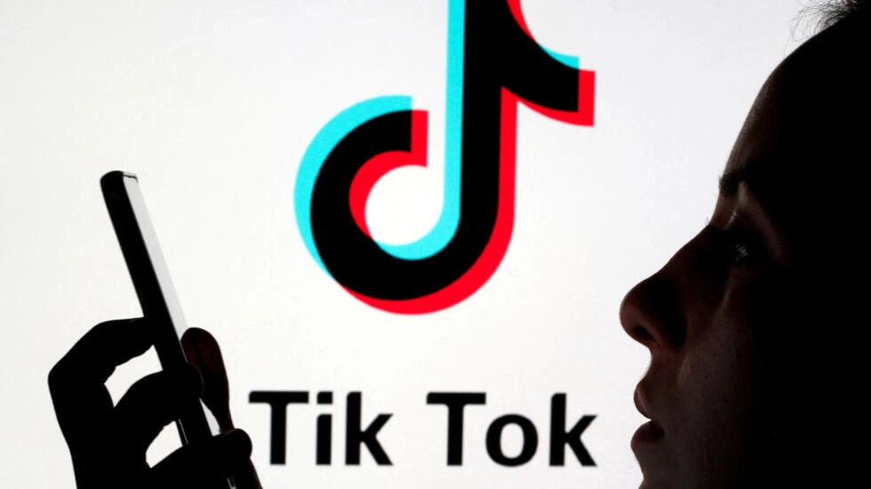 Primera denuncia en Francia contra TikTok por el suicidio de una adolescente