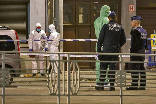 Hombre armado con fusil mata a dos personas en el centro de Bruselas