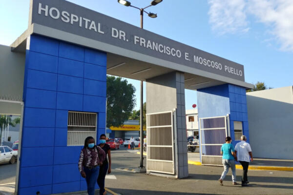 CMD anuncia paro de labores en el hospital Francisco Moscoso Puello la próxima semana