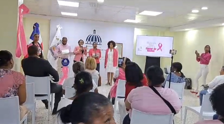La Gobernación de Monte Plata y SeNAsa realizan charla de prevención del cáncer