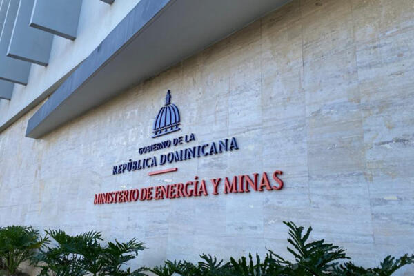 Energía y Minas entre las instituciones con mayor incremento de presupuesto 2024