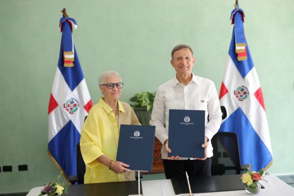 Firman acuerdo para promover la gastronomía dominicana
